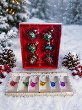 Boston Warehouse Ornament Salt Pepper Shakers Set Wine Charms Christmas Bonus